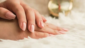 7 façons de durcir ses ongles naturellement