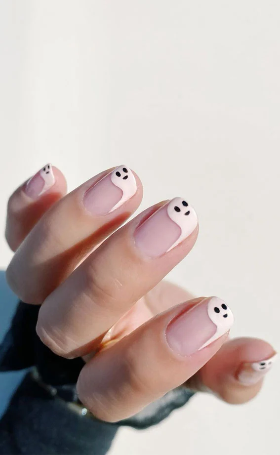 Fantômes discrets mais festifs